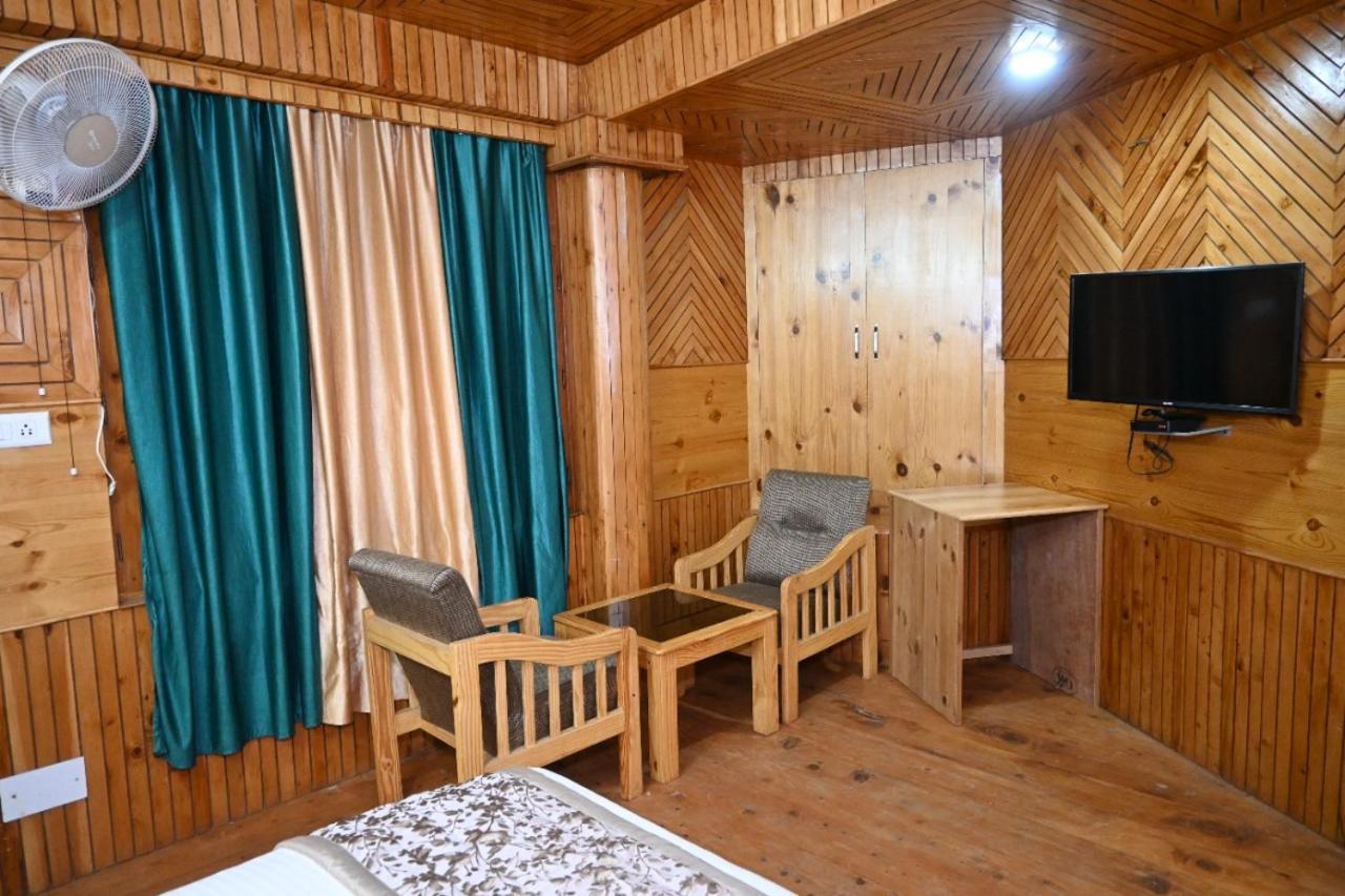 Hotel Nirmal Chhaya Manāli Exterior foto