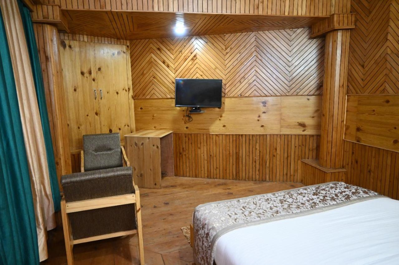 Hotel Nirmal Chhaya Manāli Exterior foto