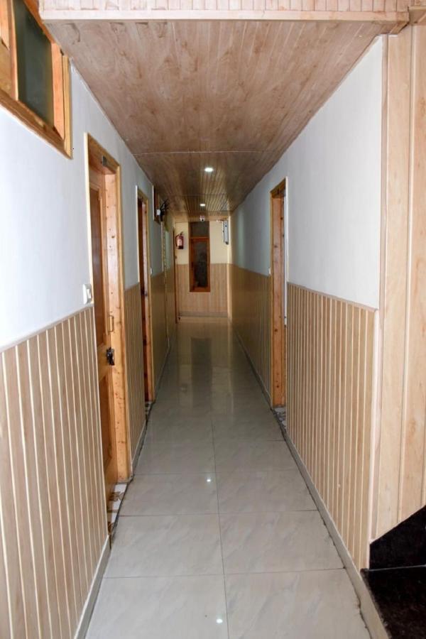 Hotel Nirmal Chhaya Manāli Exterior foto